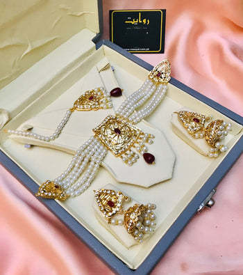 Rawayat%20Jewellery%20-%20Choker%20Set%20For%20Girls%20-%20Hyderabadi%20Choker%20Set-26%20(Maroon)%20-%20Jewellery%20for%20Girls%20-%20Image%205