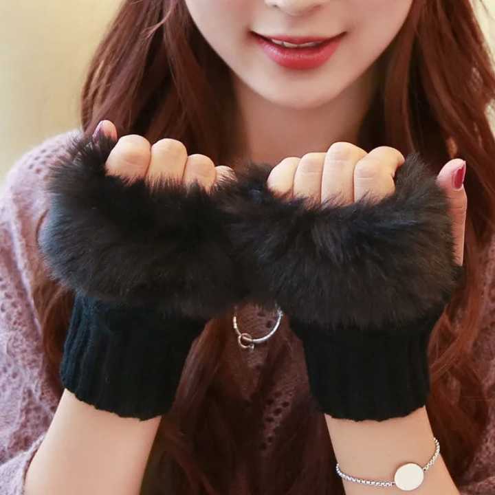 Fashion Winter Black Fingerless gloves for girls/Women Faux Fur