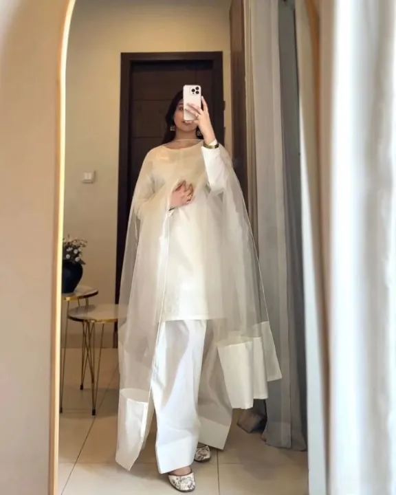 5%20Gaz%20Solid%20CO-ORD%20Set%20%E2%80%93%20Stitched%20&%20Unstitched%202-Piece%20Dresses%20for%20Women%20&%20Girls%20%7C%20Trendy%20Pakistani%20Fashion%20-%20Image%202