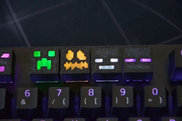 Minecraft%20Keycaps%20Set%20%7C%20Multiple%20Styles%20Gaming%20Keycaps%20%7C%20Creeper%20&%20Character%20Keyboard%20Keys%20for%20Mechanical%20Keyboard%20-%20Image%203