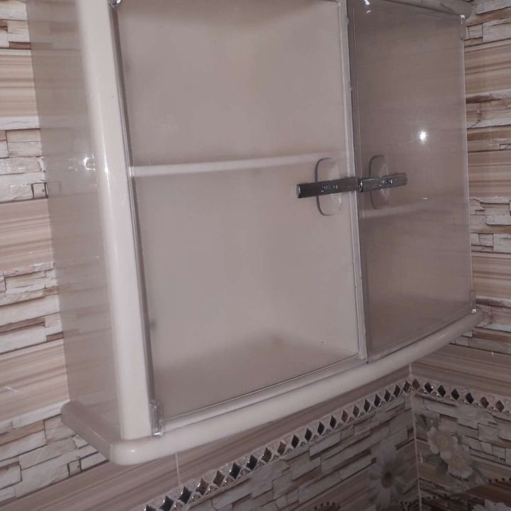 Washroom%20Counter%20storage%20-%20Image%202