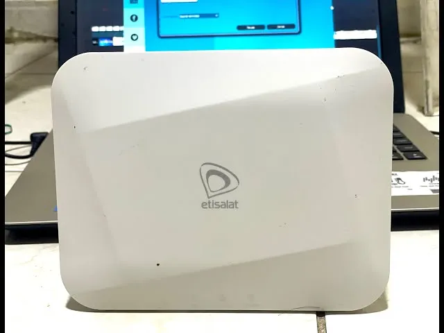 Etisalat%20S3%20Mesh%20AC%202100%20Dual%20Band%20wireless%20Router%20with%20Adapter%20-%20Image%202