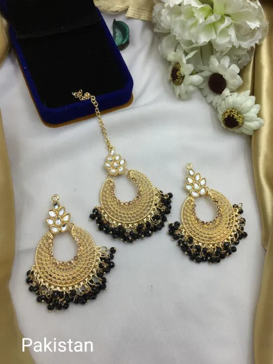 new%20collection%20Golden%20Tikka%20and%20Earrings%20Set%20For%20Women%20-%20Image%202