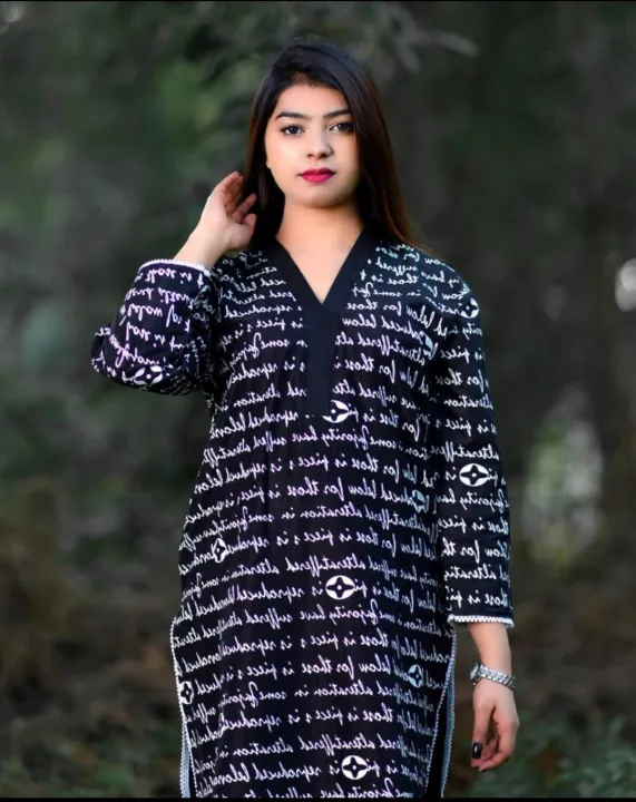 Dress%202%20PCs%20Signature%20Kurties%20and%20Shalwar%20Suit%20Ready%20to%20Wear%20for%20Girls%20and%20Women%20-%20Image%202