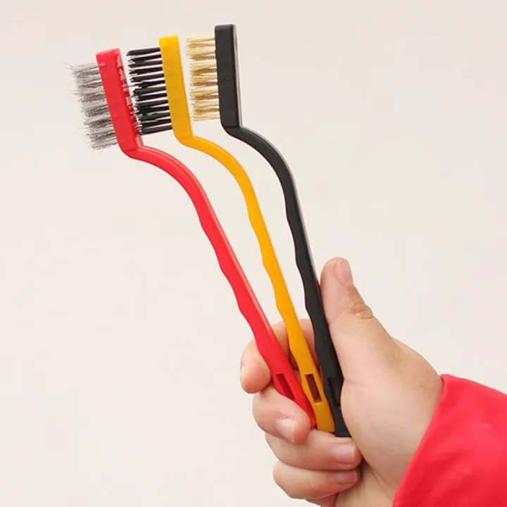 3%20Pcs%20Wire%20Brush%20Set%20includes%20Steel%20,%20Brass%20&Nylon%20Brush%20Cleaning%20Metal%20&%20Rust%20cleaners%20-%20Image%202