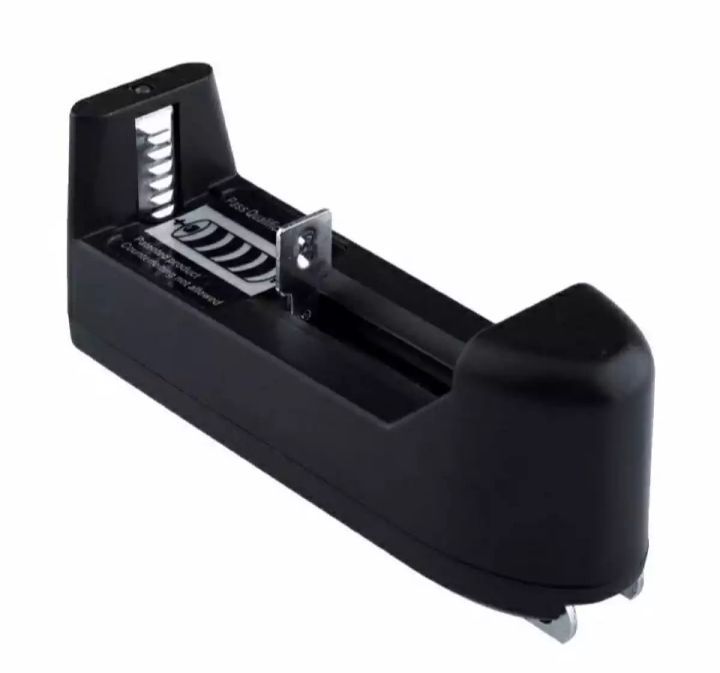 Universal%20Single%20Cell%203.7%20V%20Lithium-Ion%20Battery%20Charger%20For%2018650,16340,14500%20Cells%20AA%20AAA,%20-%20Image%204
