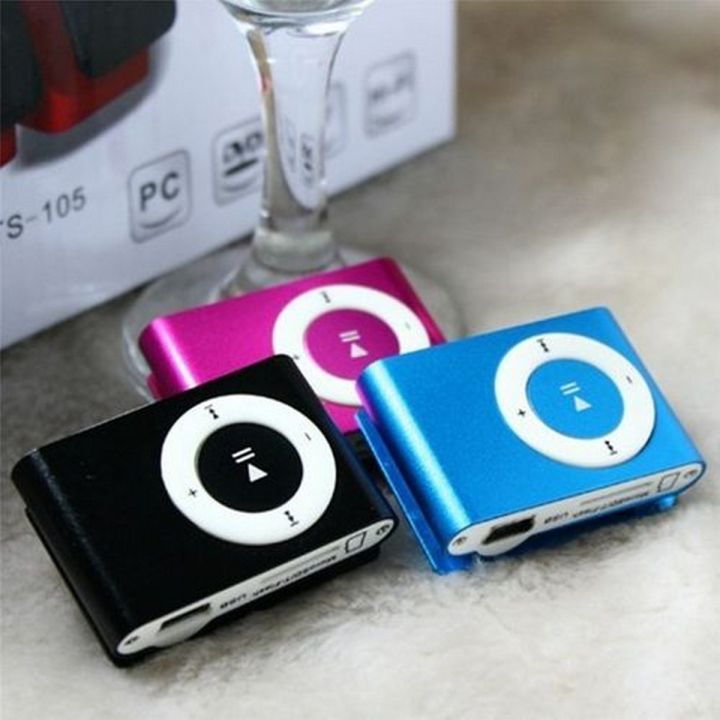 Metal%20MP3/MP4%20Player,%20Portable%20Music%20Player%20with%20SD%20Card%20Support,%20Rechargeable,%20Hands-Free,%20USB%20Cable%20Included%20-%20Image%203