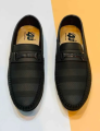Loafer shoes are designed for boys and men, it is very beautiful, not a completely new design to look at, the shoes can be used in weddings and later.. 