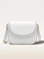 A moon bag (frequently called a crescent bag or half-moon bag) is a highly trending handbag characterized by its distinct curved silhouette resembling a crescent moon. Combining minimalist structural design with everyday functionality, it has become a sta. 