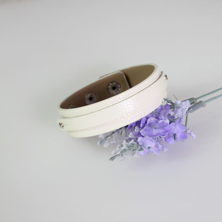 Trendy%20long%20distance%20touch%20bracelet%20for%20couples%20leather%20wristband%20punk%20wristband%20pu%20leather%20mens%20bracelet%20unisex%20charm%20bracelets%20-%20Image%202