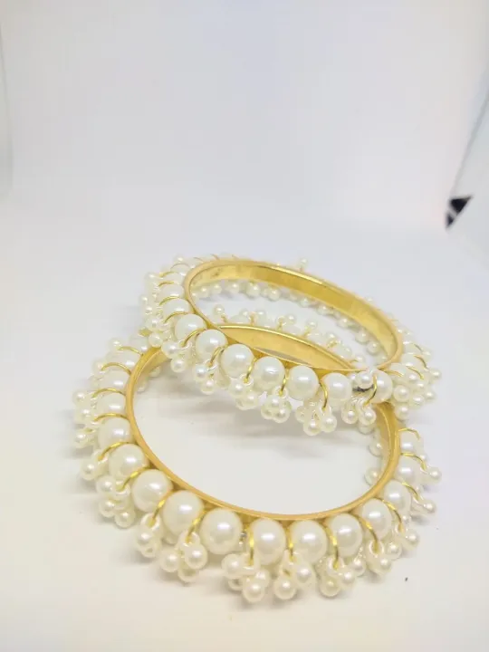 Pearl%20Bangles%20For%20Girls%20and%20Women%20Stylish%20and%20Simple%20-%20Image%204