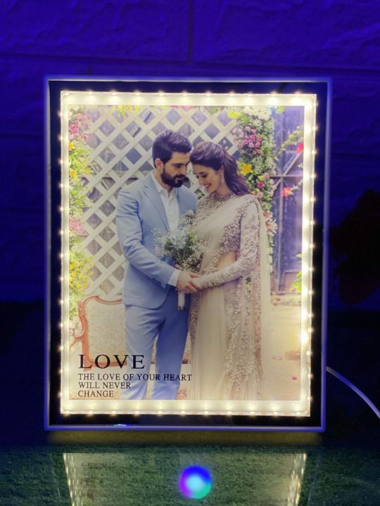 Customizable%20Magic%20Mirror%20Photo%20Frame%20with%20LED%20Lights%20%7C%202%20in%201%20Mirror%20and%20Photo%20Display%20Birthday%20%7C%20Anniversary%20%7C%20Boyfriend%7C%20Fiance%20%7C%20Best%20Friend%7C%20Brother%20Sister%20Gift%20%7C%203D%20Effect%20Frame%20with%20Lights%20%7C%20Couple%20Gift%20-%20Image%207