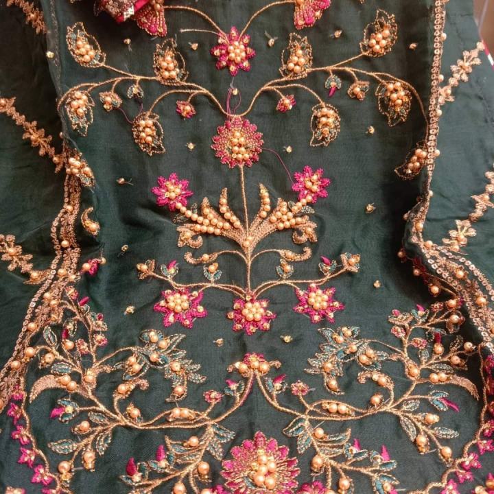 Women's%20Fashion%20%7C%20Embroidered%20Dress%20%7C%20Online%20Shop%20%7C%20ready%20to%20wear%20-%20Image%206