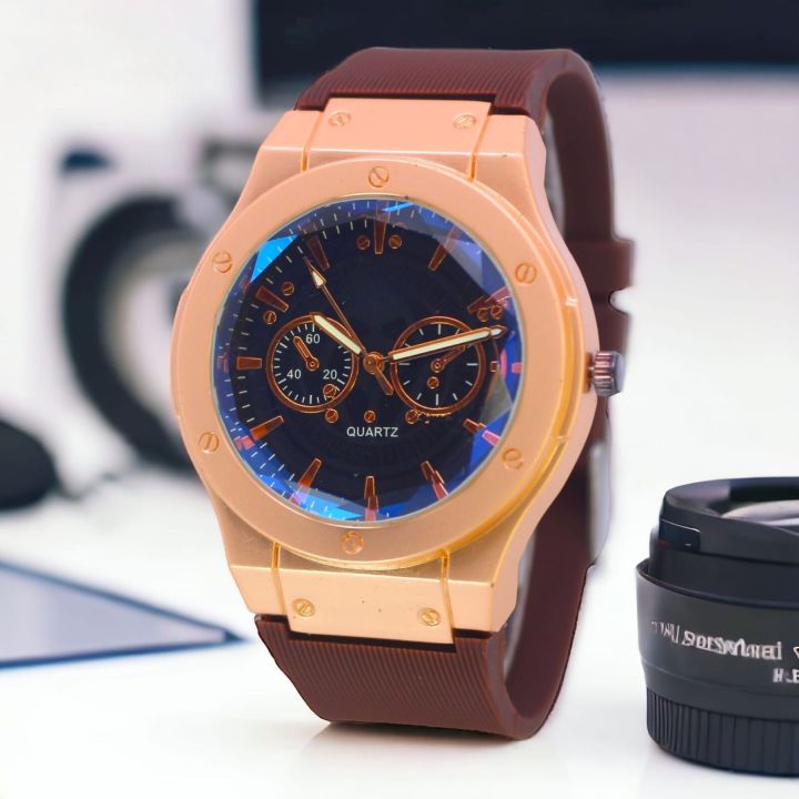 Men%E2%80%99s%20Watch%20Stylish%20and%20Durable%20design%20Perfect%20For%20Sports%20And%20Outdoor%20Activities%20Comfortable%20To%20Wear%20With%20Adjustable%20Strap%20-%20Image%202