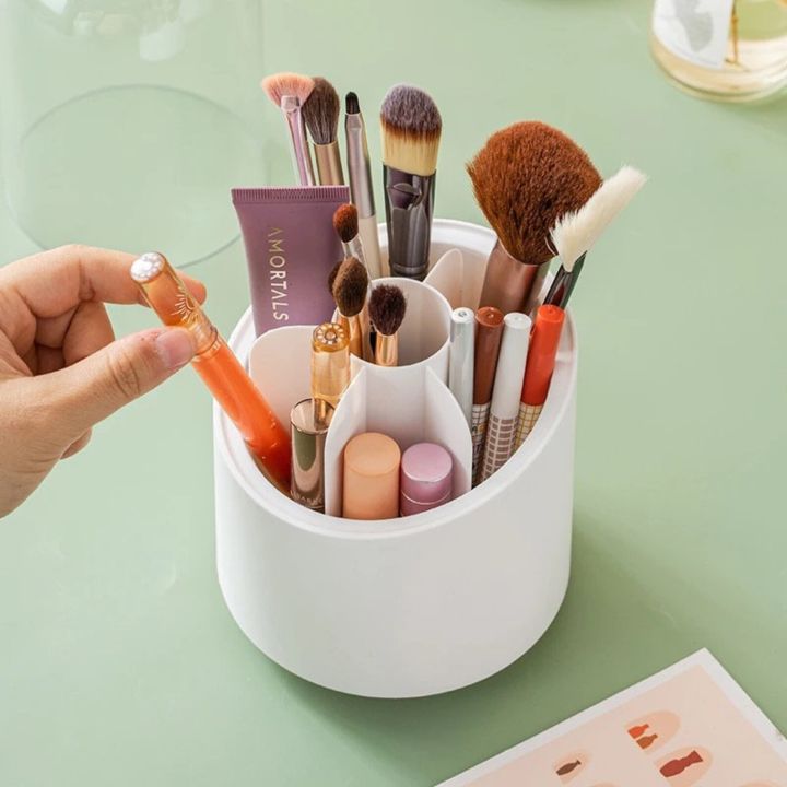 360%C2%B0%20Degree%20Rotating%20Makeup%20Brush%20Holder%20with%20Dustproof%20Lid%20%7C%20Cosmetic%20Brush%20Case%20%7C%20Countertop%20Brushes%20Holder%20%7C%20/%20jewellery%20organizer%20box%20/%20makeup%20organizer%20-%20Image%205
