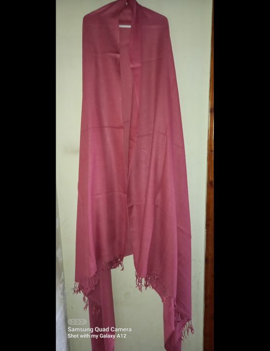 Pink%20female%20shawl%20-%20Image%202