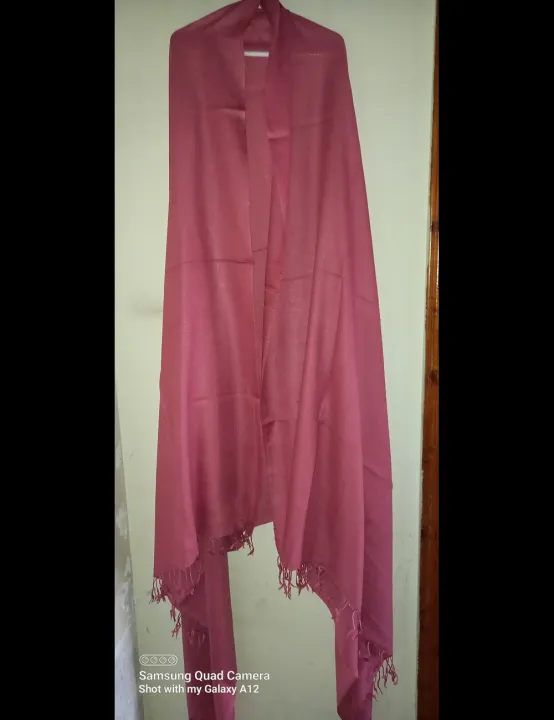 Pink%20female%20shawl%20-%20Image%202