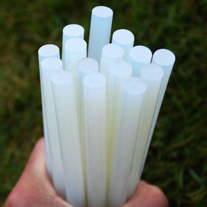 Pack%20of%2032%20Hot%20Glue%20Gun%20Sticks%20%E2%80%94%207mm%20Diameter%20%20230mm%20Length%20(8%E2%80%9310%20inch%20Approx)%20%20White%20Hot%20Melt%20Sticks%20%20DIY,%20Crafts%20&%20Repairs%20-%20Image%203
