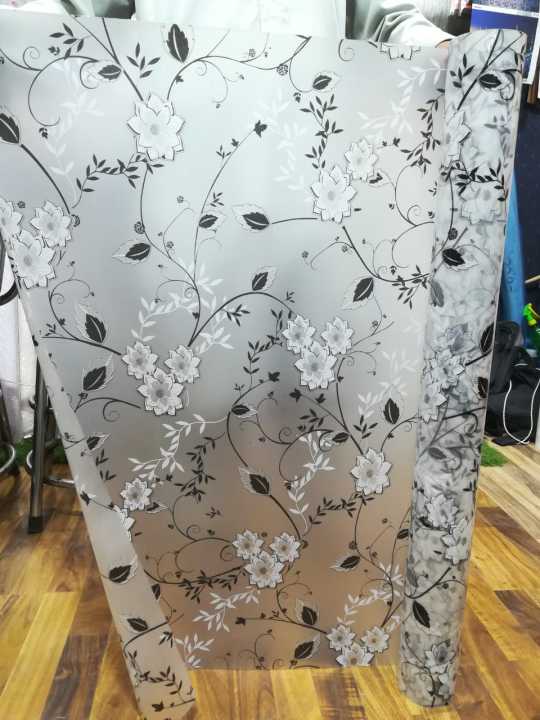 Elegant%20Floral/Leaf%20Pattern%20Frosted%20Glass%20Film%20for%20Windows%20and%20Doors%20-%20Multi-Size%20Privacy%20Film%20-%20Image%206