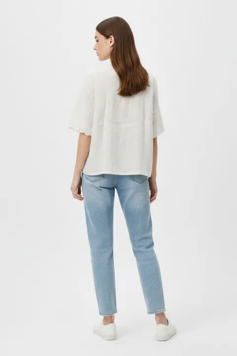 Meme%20Embroidered%20Blouse%20For%20Women%20-%20Image%203