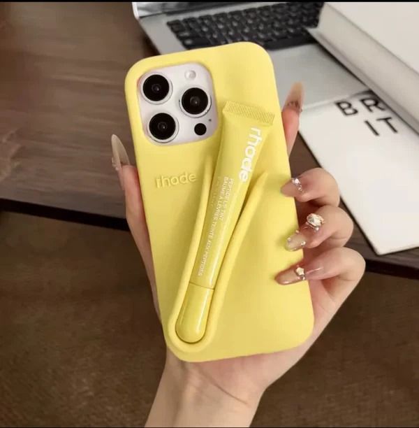RHODE%20LIPGLOSS%20PHONE%20CASE%20WITH%20LIP%20GLOSS%20%7C%20PREMIUM%20PHONE%20&%20GLOSS%20COVER%20-%20Image%204
