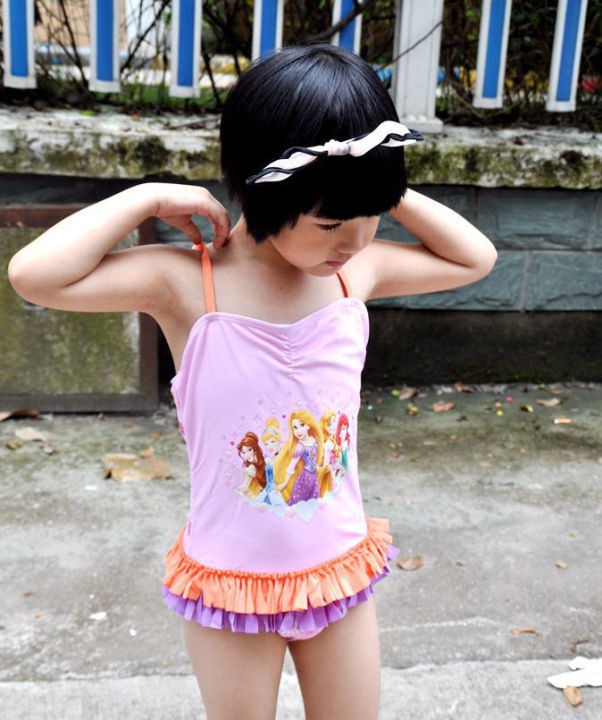 New%20Pink%20Princess%20Cartoon%20Swimsuit%20One%20Piece%20Girls%20Swimwear%20With%20Lace%20UV%20Protection%20Children%20Swimwear%20-%20Image%203
