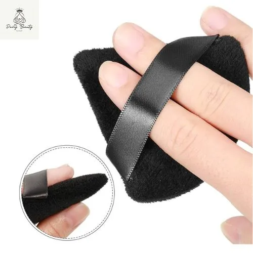 Triangle%20Powder%20Puff.%20Triangle%20Puff%20for%20Makeup.%20Triangle%20Powder%20Puff%20Single.%20Puff%20Triangle.%20Triangle%20Powder%20Puff%20Low%20Price.%20DAILY%20BEAUTY%20BAZAAR%20-%20Image%203