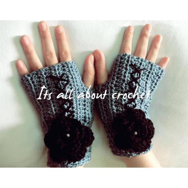 Handmade Gloves Crochet Beautiful Design