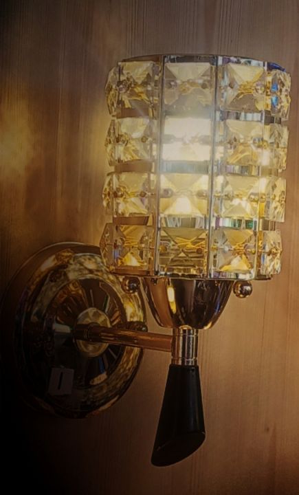 Modern%20Decorative%20Crystal%20Wall%20Sconces,%20Wall%20Lamp%20Light%20with%20E27Socket%20%20for%20Living%20Room%20-%20Image%205