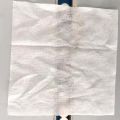 02Pcs Disposable Compressed Towel with Candy Package Cleaning Hand Towel Small Square Portable Napkin Outdoor Moistened Tissues. 