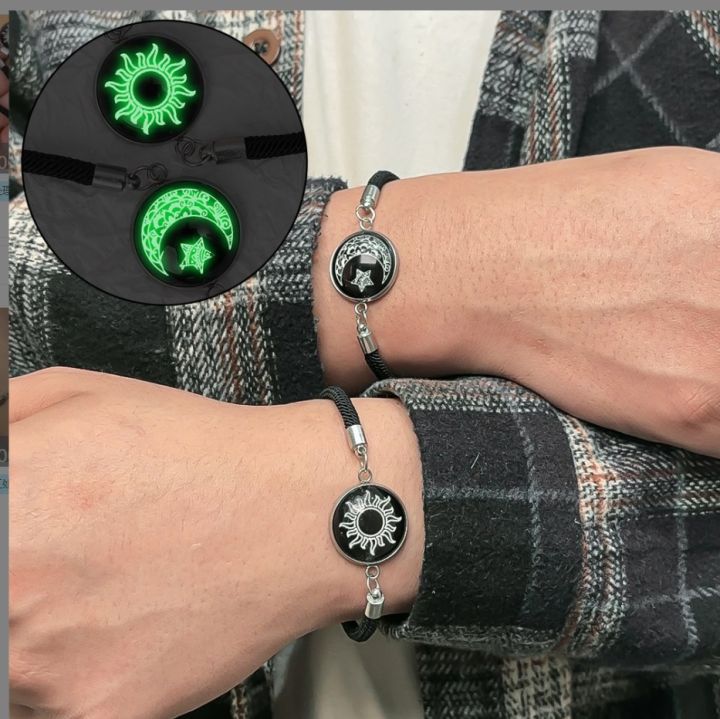 [ New ] Stainless Steel totwoo Sun and Moon Lovers Luminous Couple Bracelet Valentine's Day Men's and Women's Suits Bracelet