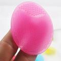 Portable Mini Facial Cleaning Mat Pad Scrubber Silicone Face Cleansing Brush. 