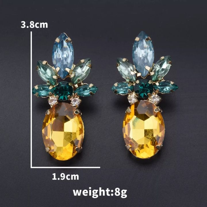 Rhinestone%20Acrylic%20Crystal%20Pineapple%20Stud%20Earrings%20-%20Image%206