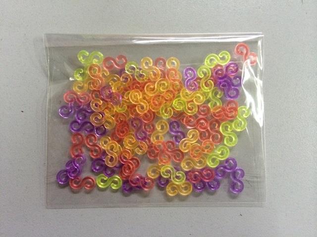 S-Clips%20for%20Loom%20Rubber%20Band%20100%20Pcs%20-%20Image%205