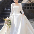 New Autumn And Winter Long Sleeve Advanced Texture Satin Simple Dress. 