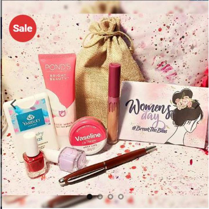 gift hamper for her,Jute Pouch Essential for birthday , anniversary , celebrations and others