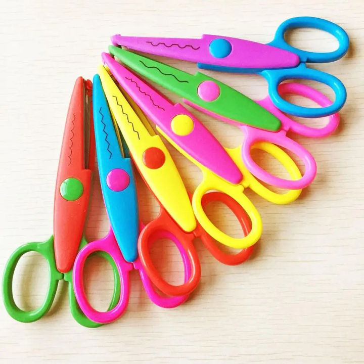 6 PCS Paper Cut Wave Edge Craft Scissors Set DIY Album Tools Manual Safe Child Scissors Handmade Paper-cut Lace Scissors Set