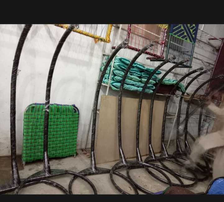 Ajm%20hanging%20chair%20or%20Hanging%20swing%20with%20stand%20and%204%20cousins%20-%20Image%206