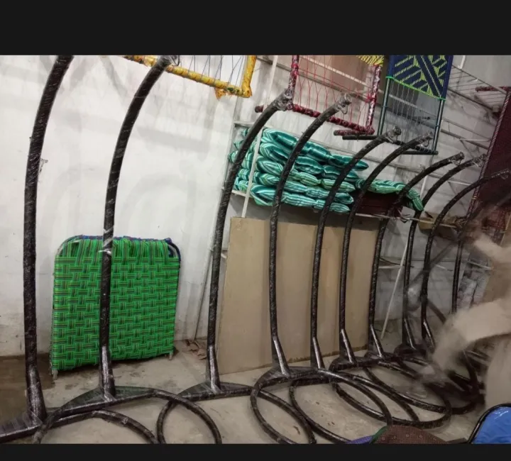 ZM1%20%20%20hanging%20chair%20or%20Hanging%20swing%20with%20stand%20and%204%20cousins%20-%20Image%206