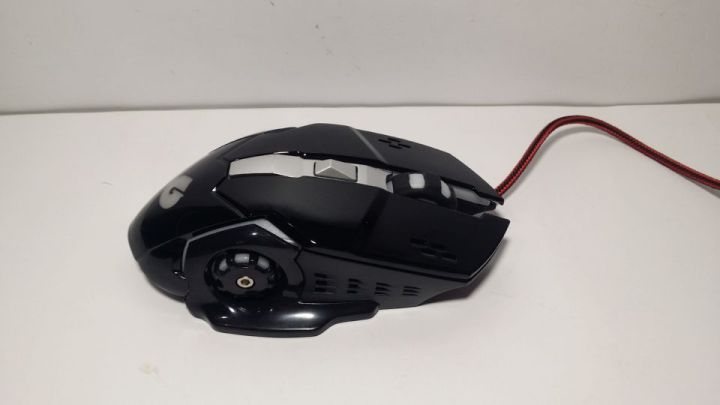 Glorious%20G11%20gaming%20Mouse%207%20Button%20-%20Image%202