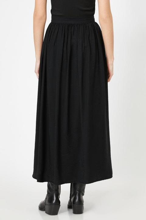Koton%20Women's%20Black%20Skirt%200KAF70384GW%20-%20Image%205