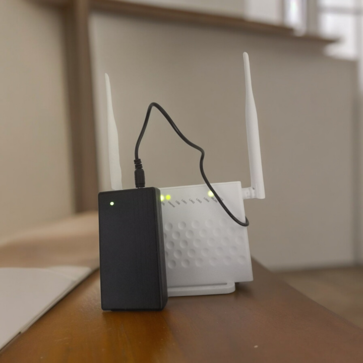 WiFi Router UPS Power Bank 12 Volts 1A 1.5A Tp Link Tenda PTCL Fiber 12v Router