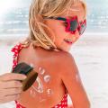 Sunscreen Applicator Sunblock Buddy Brush With Protective Caps Sun Lotion Applicator Tanning Cream Makeup Brush Gift for Kids. 