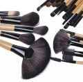 24 Pieces Makeup brushes - Professional Eye and Face brushes set with leather bag - Foundation brush - Eyeshadow brushes set. 