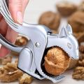Nutcracker Walnut Cracker Heavy Duty Shell Cracker Seafood Pecan Walnut Opener Tool Squirrel  Nutcracker. 