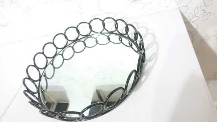 Organizer%20Tray%20Decorative%20Glass%20Vanity%20Tray%20Round%20Cosmetic%20Storage%20for%20Jewelry%20Makeup%20Perfume%20D%C3%A9cor%20and%20More%20-%20Image%206