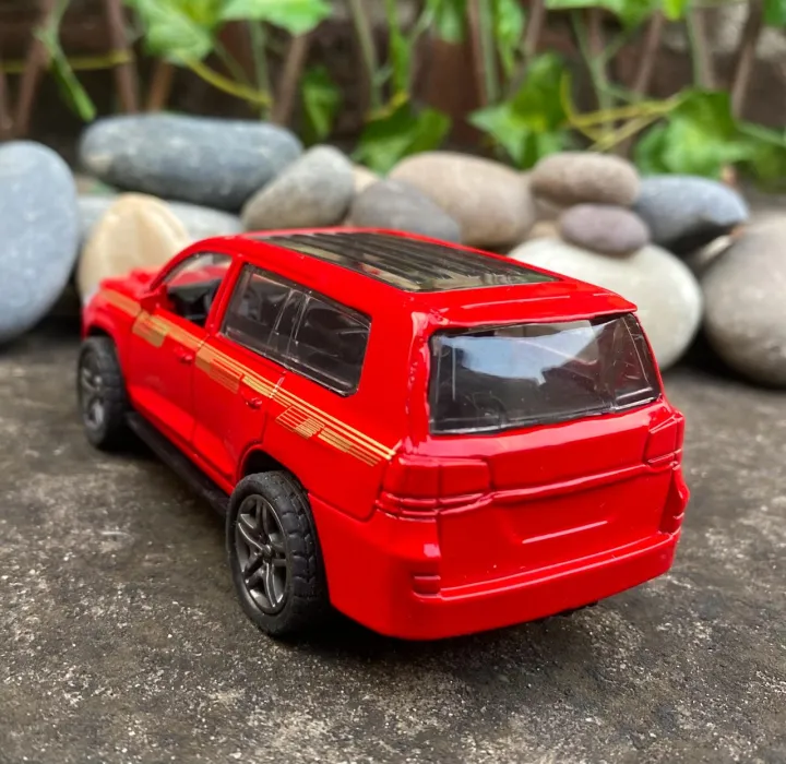 LEXUS%20Pull%20Back%20Car,%20LEXUS%20Toy,%20Die-Cast%20Metallic%20Model%20Body,%20Detailed%20Design%20Lexus%20570%20Car,%20Front%20Door%20Open%20And%20Close%20-%20Image%206