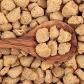 SOYA CHUNKS NATURAL& ORIGNAL INDIAN SOYA CHUNKS 500G PACK WITH MASALA FREE. 