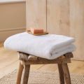 Home Premium - White Bath Towel 28 x 54 Inches - Soft Highly Absorbent Towels for Spa, Gym, Hotel & Everyday Bathroom Use. 