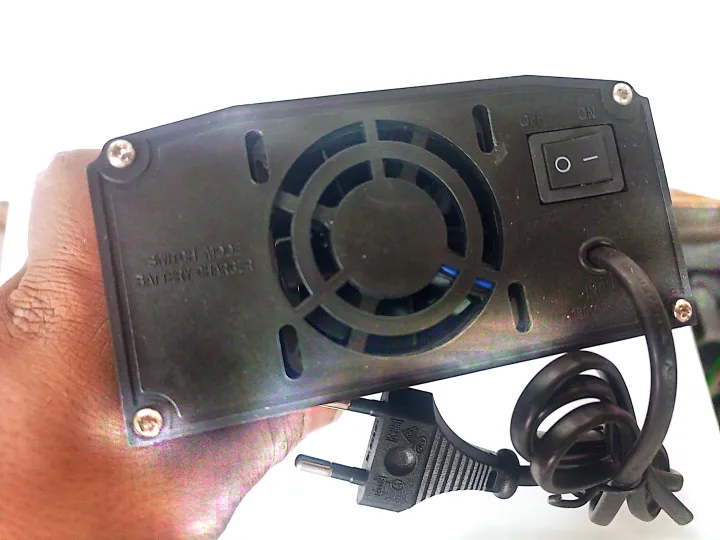 12V%2020A%20Digital%20Universal%20Automatic%20Battery%20Charger%20For%20Car%20,%20motor%20cycle,%20Toy%20Car%20and%20DC%20Fan%20Battery%20Charger,%20Auto%20Cutt%20off%20System%20-%20Image%204